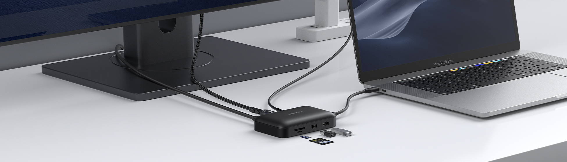OmniCase Pro: 7-in-1 USB-C Hub